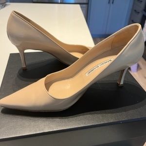 Manolo Blahnik mid heel Stilettos